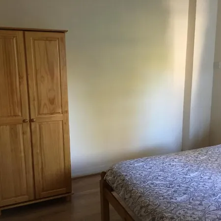 Double & Twin Rahoon Homestay *