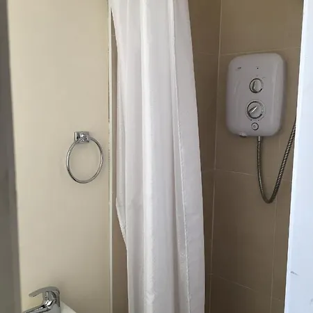 Double & Twin Rahoon Homestay Galway
