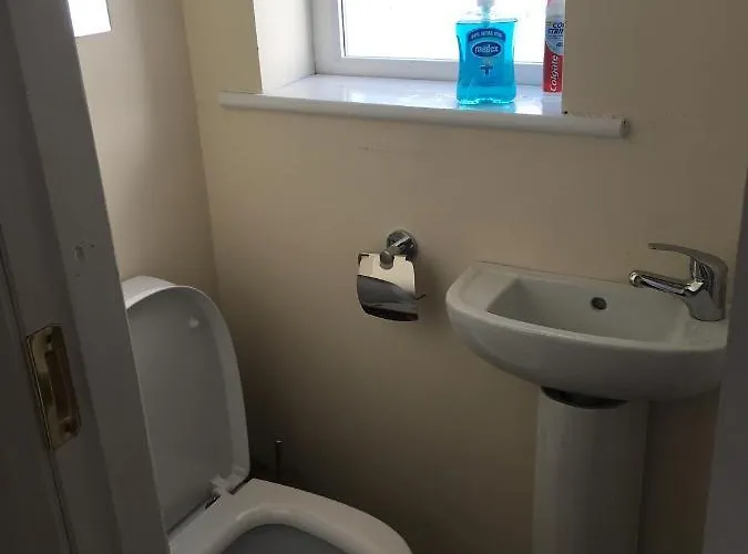 Double & Twin Rahoon Privat bolig *