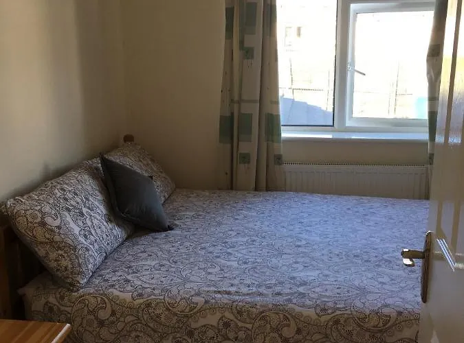 Double & Twin Rahoon Privat bolig