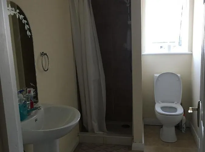 Double & Twin Rahoon Privat bolig *