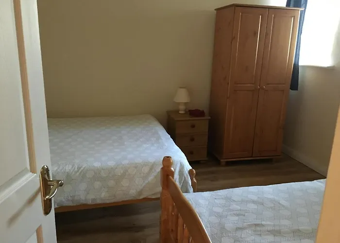 Double & Twin Rahoon Privat bolig *