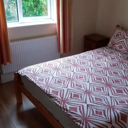 Double & Twin Rahoon غالواي