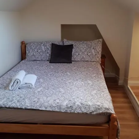 Double & Twin Rahoon غالواي